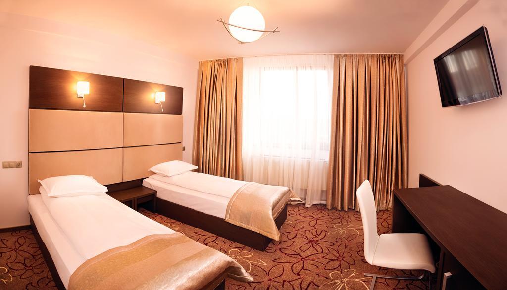 Hotel Bliss Hermannstadt Zimmer foto